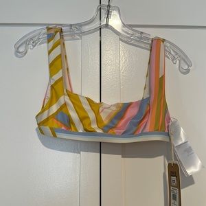 Women’s billabong bathing suit top